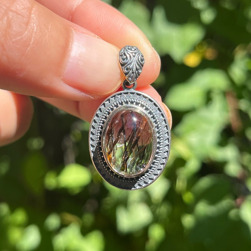 Sterling silver clear rutilated‎ quartz pendant 1236